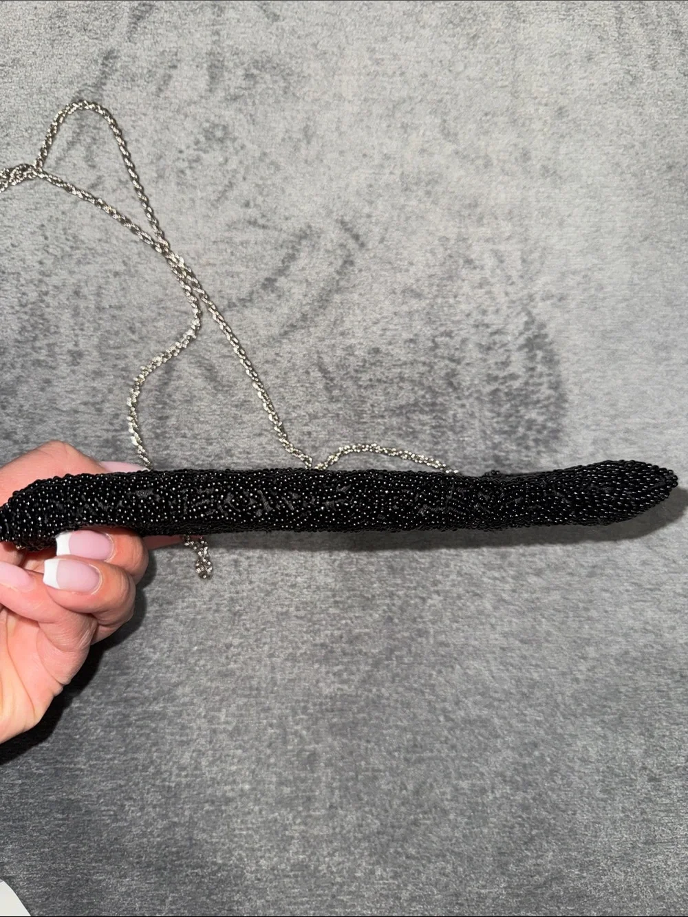 La Regale - Black Beaded Chain Clutch
